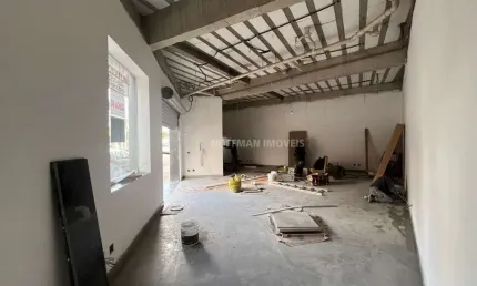 Salão comercial para locação com 108m² e excelente localização!