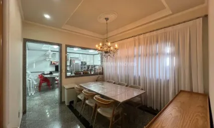 Casa com 3 quartos à venda na Rua Antônio de Andrade, --, Cerâmica, São Caetano do Sul