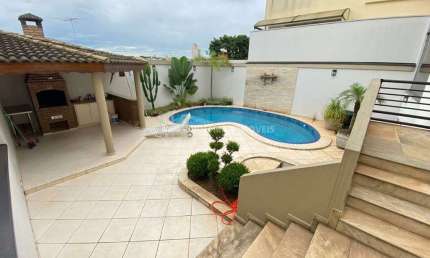 LINDA CASA COM ÓTIMA LOCALIZAÇÃO! AGENDE SUA VISITA !!