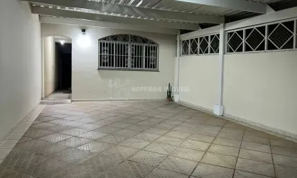 Sobrado à venda com 04 dormitórios e 03 vagas de garagem no Bairro Osvaldo Cruz