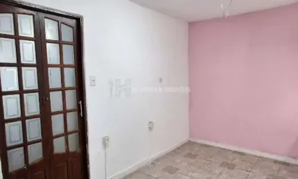 Casa para alugar com 306m² 3 quartos, 2 suites 3 banheiros e 3 vagas de garagem.