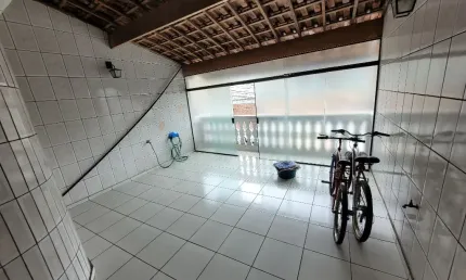 Sobrado à Venda com 3 Quartos e 3 WC's no Parque São Vicente, Mauá, SP
