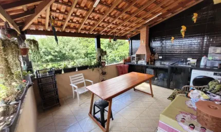 Casa à Venda divida em 2 imóveis no Jardim Marek, Santo André, SP