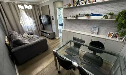 Apartamento com 2 dormitórios e 1 vaga no Cidade São Jorge em Santo André, SP