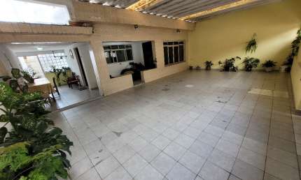 Casa Assobradada dividida em duas residências à Venda no Jardim Sonia Maria, Mauá