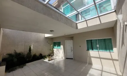 Sobrado à venda com 3 quartos e 3 wc's na cidade são jorge, santo andré, sp