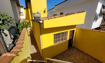 Sobrado à Venda com 2 dormitórios e suíte no Jardim Marek, Santo André, SP