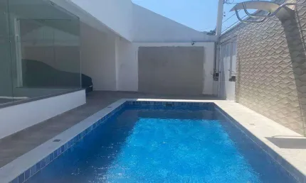 Casa para Venda em Praia Grande, Canto do Forte, 3 dormitórios, 2 suítes, 1 banheiro, 4 vagas