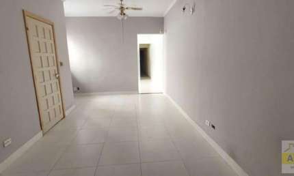 Casa para Locação em Praia Grande, Tupi, 2 dormitórios, 1 suíte, 2 banheiros, 3 vagas