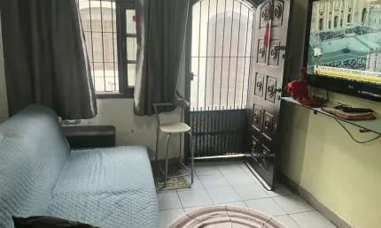 Casa para Venda em Praia Grande, Aviação, 1 dormitório, 1 banheiro, 1 vaga