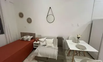 Kitnet para Venda em Praia Grande, Aviação, 1 dormitório, 1 banheiro, 1 vaga