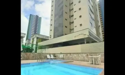 Aluga-se apartamento em piedade. próximo da curva do s (sesc). o edifício: 06 por andar; 10 andares; piscina; churrasqueira; playground; salão de festa; 2 elevadores; gerador; jardim; portaria eletrôn