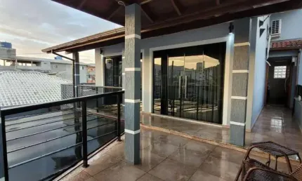 Casa para Venda em Palhoça, Jardim Eldorado, 4 dormitórios, 2 suítes, 2 banheiros, 2 vagas