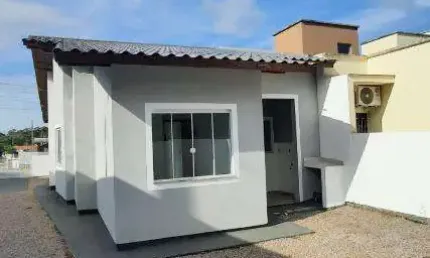 Casa para Venda em Palhoça, Bela Vista, 3 dormitórios, 1 suíte, 1 banheiro, 3 vagas