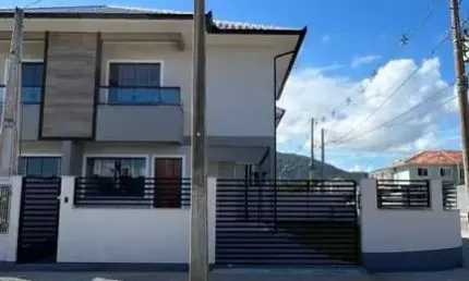 Sobrado para Venda em São José, Potecas, 3 dormitórios, 1 suíte, 1 banheiro, 2 vagas