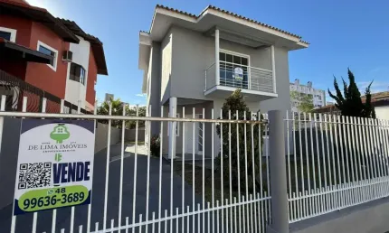 Casa para Venda em Palhoça, Passa Vinte, 4 dormitórios, 1 suíte, 2 banheiros, 2 vagas