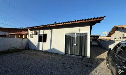 Casa para Venda em Palhoça, Bela Vista, 4 dormitórios, 1 suíte, 2 banheiros, 1 vaga