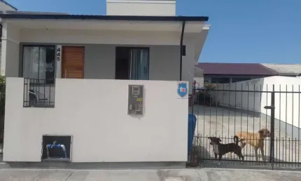 Casa para Venda em Palhoça, Vale Verde, 2 dormitórios, 1 suíte, 2 banheiros, 1 vaga
