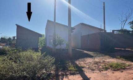 Casa para Venda em Bauru, Tangarás, 1 dormitório, 1 banheiro, 2 vagas