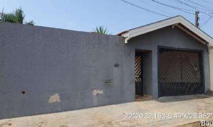 Casa para Venda em Bauru, Conjunto Habitacional Joaquim Guilherme de Oliveira, 2 dormitórios, 2 banheiros, 1 vaga