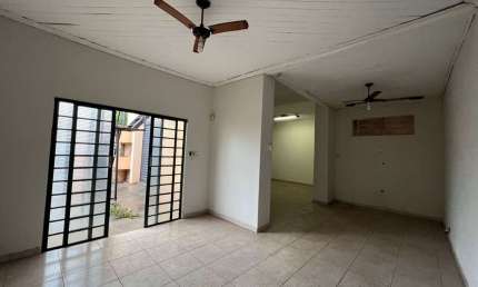 Casa comercial com 4 salas à venda na Avenida Sacadura Cabral, Aeroporto, Barretos