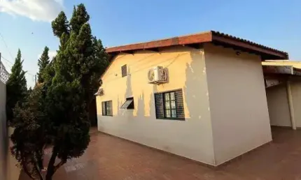 Casa com 2 quartos à venda na Avenida 1º de Janeiro, Derby Clube, Barretos