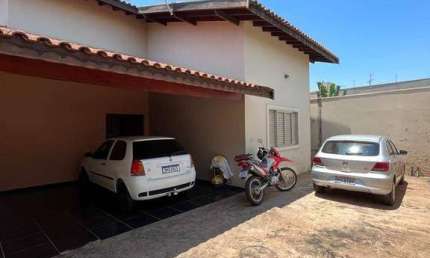 Casa com 4 quartos à venda na Avenida 49, Jardim Alvorada, Barretos