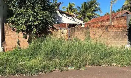 Terreno à venda na Rua Padre Valente, Nogueira, Barretos