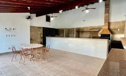 Casa com 4 quartos à venda na Rua 10, Centro, Barretos