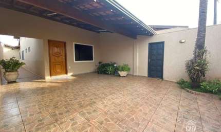 Casa com 5 dormitórios à venda, 203 m² por R$ 700.000,00 - América - Barretos/SP
