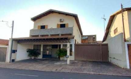 Casa com 4 quartos à venda na Avenida 27, Baroni, Barretos