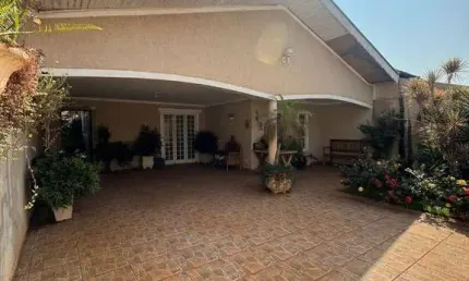 Casa com 3 quartos à venda na Travessa Mato Grosso A, Celina, Barretos