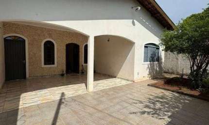 Casa com 4 quartos à venda na Alameda Suíça, São José, Barretos