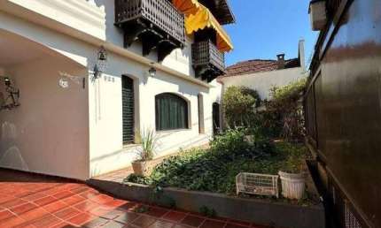Casa com 6 quartos à venda na Rua 16, Centro, Barretos