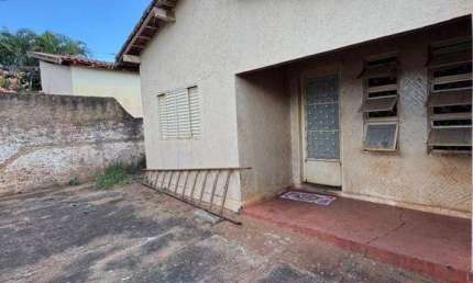Casa com 3 quartos à venda na Rua Ana Rosa, Nogueira, Barretos