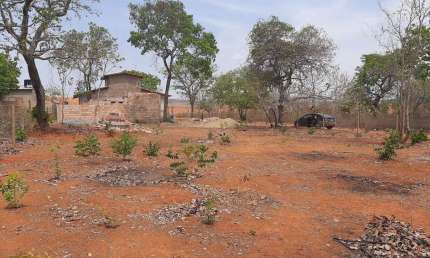 Rancho no Condomínio Vale da Formosa - Corinto - MG