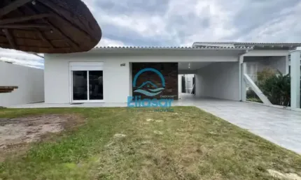 Casa com 3 quartos à venda na Zona Nova, Tramandaí 