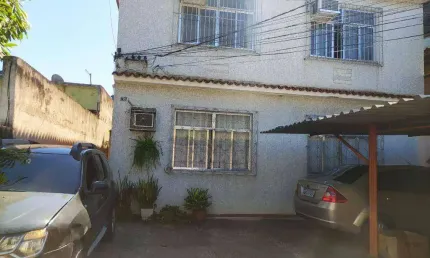 Apartamento com 2 dormitórios à venda, 61 m² por R$ 260.000,00 - Madureira - Rio de Janeiro/RJ
