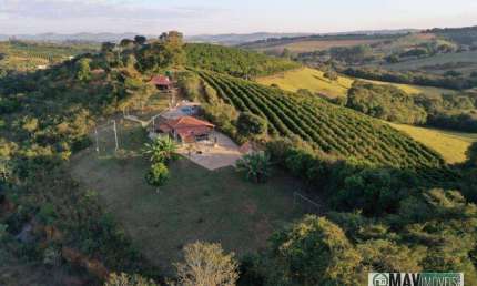 Sítio com 2 quartos à venda, 22000 m² por R$ 790.000 - Centro - São Thomé das Letras/MG