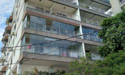 Apartamento com 2 quartos à venda, 105 m² por R$ 200.000 - Praça Seca - Rio de Janeiro/RJ