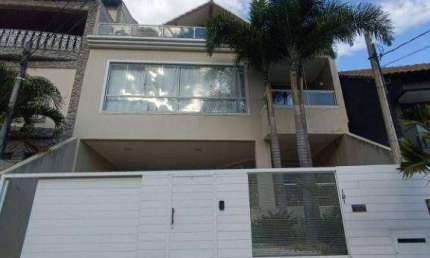 Casa com 3 quartos à venda, 303 m² por R$ 1.300.000 - Vila Valqueire - Rio de Janeiro/RJ