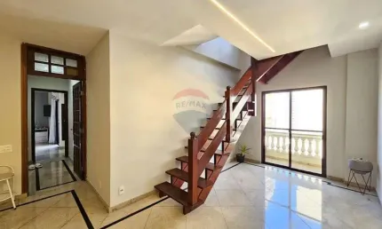 Cobertura na Saúde , 192m² , 3 quartos , 3 vagas , 2 suítes, 12 minutos a pé do metrô.