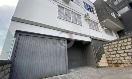 Casa com 3 quartos para alugar na Hoepeck, 63, Centro, Florianópolis por R$ 8.500