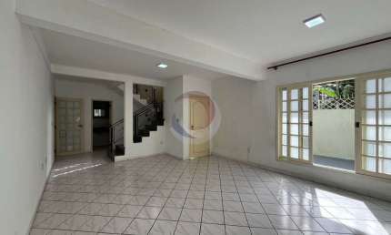 Casa com 4 quartos para alugar na Vassourinha, 210, Rio Tavares, Florianópolis por R$ 6.200