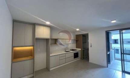 Apartamento com 2 quartos para alugar na Rodovia Haroldo Soares Glavan, 795, Cacupé, Florianópolis por R$ 5.500