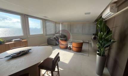 Apartamento com 3 quartos para alugar na Avenida Jornalista Rubens de Arruda Ramos, 1038, Centro, Florianópolis por R$ 26.000