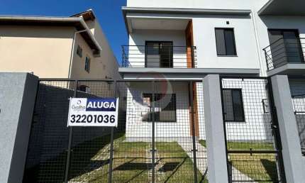 Casa com 3 quartos para alugar na Arco Iris, 598, Carianos, Florianópolis por R$ 5.400