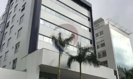 Sala comercial para alugar na Rua Patrício Farias, 103, Itacorubi, Florianópolis por R$ 2.000