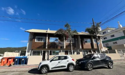 Casa em condomínio fechado com 3 quartos para alugar na Rua Ingá Mirim, 240, Ribeirão da Ilha, Florianópolis por R$ 5.100
