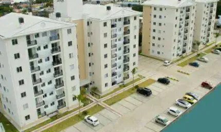 Viva no coração de penha: apartamento semi mobiliado a apenas 480m do mar  com lazer completo